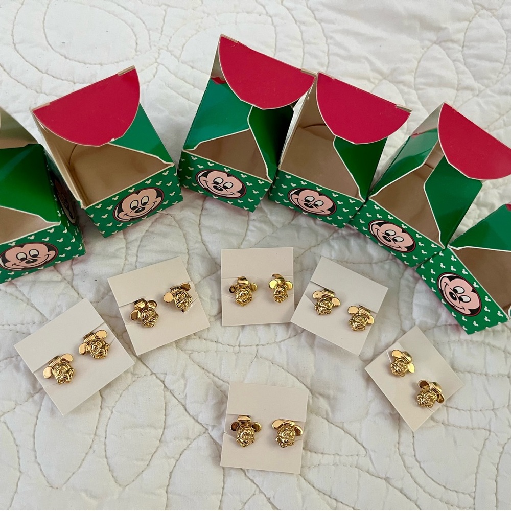 NIB vintage 1990 Avon Mickey Mouse clip on earrings set of 6 pairs party favors